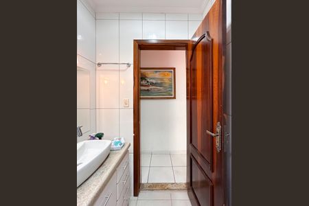 Casa à venda com 139m², 3 quartos e 2 vagasBanheiro Social 2