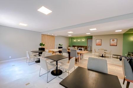 Apartamento para alugar com 28m², 1 quarto e sem vagaÁrea comum - Salão de festas