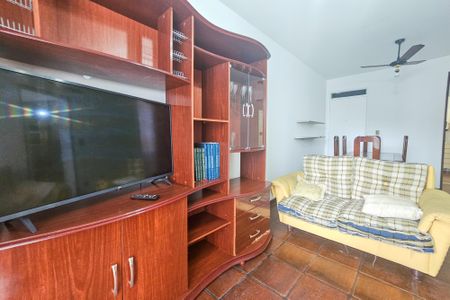 Sala de apartamento para alugar com 2 quartos, 90m² em Centro, Guarujá
