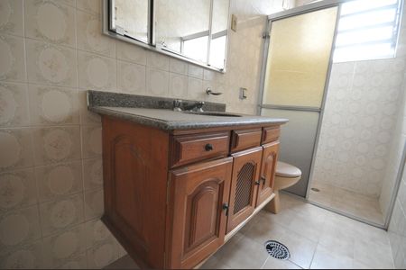 Casa à venda com 250m², 2 quartos e sem vagaBanheiro 1