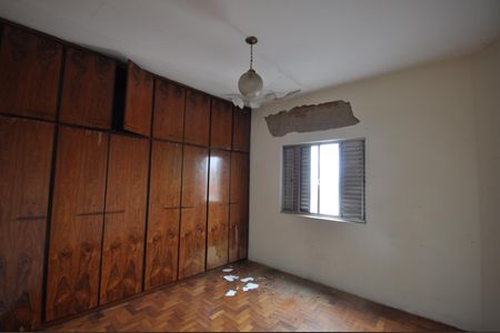 Casa à venda com 250m², 2 quartos e sem vagaQuarto 2