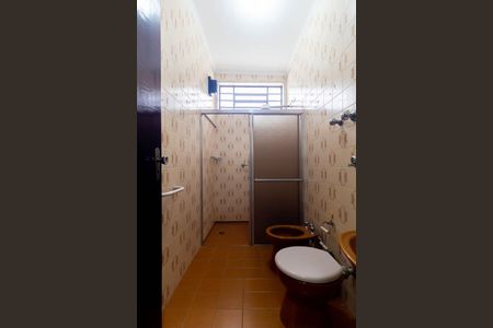 Casa para alugar com 350m², 2 quartos e 2 vagasBanheiro Social