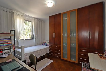 Apartamento à venda com 95m², 3 quartos e 1 vagaQuarto 2