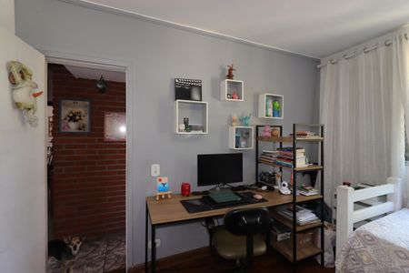 Apartamento à venda com 95m², 3 quartos e 1 vagaQuarto 2