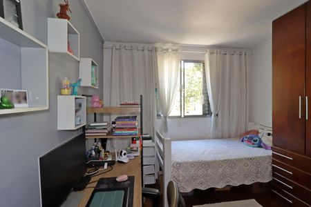 Apartamento à venda com 95m², 3 quartos e 1 vagaQuarto 2