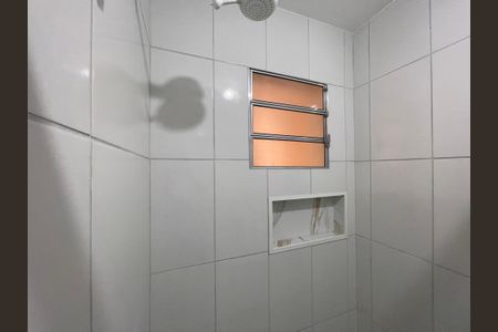 Casa para alugar com 45m², 1 quarto e sem vaga Casa para alugar com 45m², 1 quarto e sem vagaBanheiro
