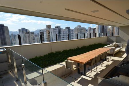 Apartamento à venda com 69m², 2 quartos e 2 vagasÁrea comum - Churrasqueira