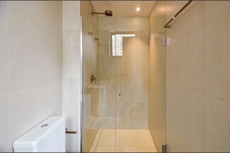 Apartamento à venda com 69m², 2 quartos e 2 vagasBanheiro Suíte