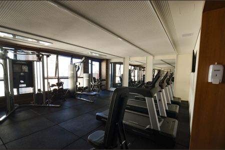 Apartamento à venda com 69m², 2 quartos e 2 vagasÁrea comum - Academia