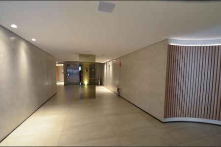 Apartamento à venda com 69m², 2 quartos e 2 vagasHall de entrada