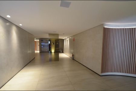 Apartamento à venda com 69m², 2 quartos e 2 vagasHall de entrada