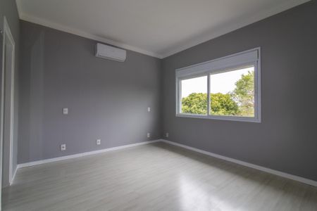 Casa de condomínio para alugar com 258m², 3 quartos e 4 vagasSuite 1