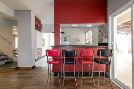 Casa de condomínio para alugar com 258m², 3 quartos e 4 vagasCozinha