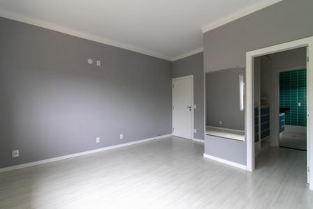 Casa de condomínio para alugar com 258m², 3 quartos e 4 vagasSuite 1