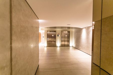 Apartamento à venda com 60m², 2 quartos e 1 vagaHall de entrada