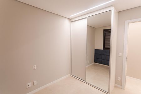 Apartamento à venda com 60m², 2 quartos e 1 vagaQuarto 2