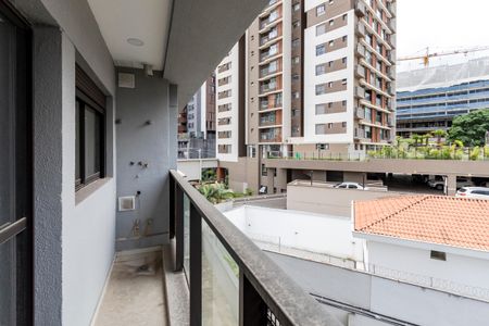 Varanda de kitnet/studio à venda com 1 quarto, 27m² em Jardim das Acacias, São Paulo