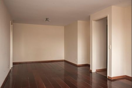 Apartamento à venda com 78m², 2 quartos e 1 vagaSala