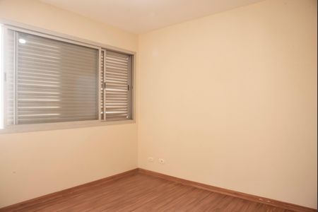 Apartamento à venda com 78m², 2 quartos e 1 vagaQuarto 2