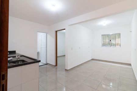 Sala - Cozinha de casa para alugar com 1 quarto, 55m² em Jardim das Esmeraldas, São Paulo