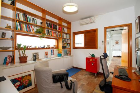 Quarto 2 de casa para alugar com 3 quartos, 110m² em Sumarezinho, São Paulo