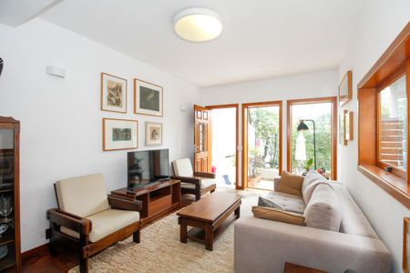 Sala de casa para alugar com 3 quartos, 110m² em Sumarezinho, São Paulo