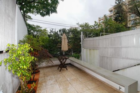 Varanda e Vista da Sala de casa para alugar com 3 quartos, 110m² em Sumarezinho, São Paulo