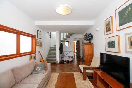 Sala de casa para alugar com 3 quartos, 110m² em Sumarezinho, São Paulo