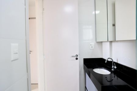 Apartamento para alugar com 70m², 3 quartos e 2 vagas Apartamento para alugar com 70m², 3 quartos e 2 vagasBanheiro da Suíte
