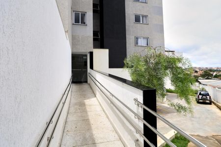 Apartamento para alugar com 70m², 3 quartos e 2 vagas Apartamento para alugar com 70m², 3 quartos e 2 vagasEntrada