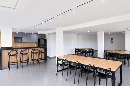 Apartamento para alugar com 70m², 3 quartos e 2 vagas Apartamento para alugar com 70m², 3 quartos e 2 vagasÁrea comum - Salão de festas