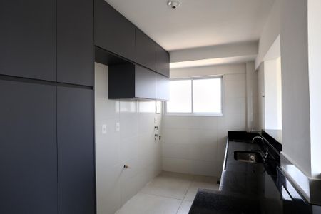 Apartamento para alugar com 70m², 3 quartos e 2 vagas Apartamento para alugar com 70m², 3 quartos e 2 vagasCozinha e Área de Serviço