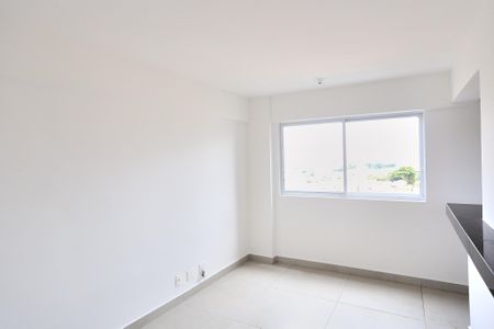 Sala de apartamento para alugar com 3 quartos, 70m² em Ipiranga, Belo Horizonte