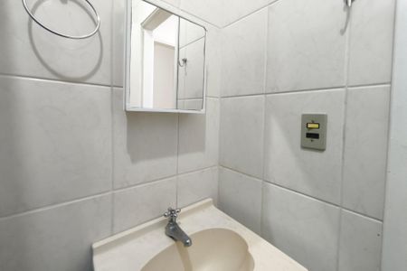 Casa para alugar com 100m², 3 quartos e 3 vagasBanheiro Social