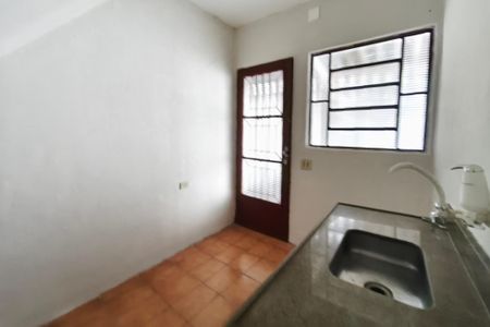 Casa para alugar com 100m², 3 quartos e 3 vagasCozinha 2