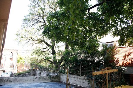 Quarto Vista de kitnet/studio para alugar com 1 quarto, 27m² em Cidade Baixa, Porto Alegre