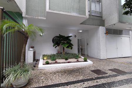 Apartamento à venda com 60m², 2 quartos e sem vagaFachada