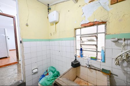 Casa para alugar com 120m², 2 quartos e 1 vaga Casa para alugar com 120m², 2 quartos e 1 vagaLavanderia