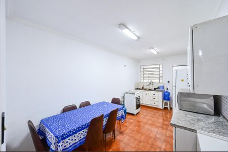 Casa para alugar com 120m², 2 quartos e 1 vaga Casa para alugar com 120m², 2 quartos e 1 vagaCozinha