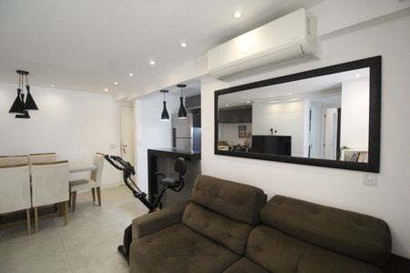 Sala de apartamento à venda com 2 quartos, 70m² em Freguesia (jacarepaguá), Rio de Janeiro