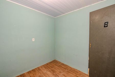 Quarto 2 de apartamento para alugar com 2 quartos, 40m² em Passo das Pedras, Porto Alegre