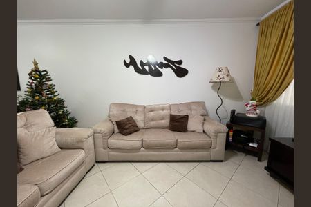 Casa à venda com 122m², 3 quartos e 2 vagas Casa à venda com 122m², 3 quartos e 2 vagasSala