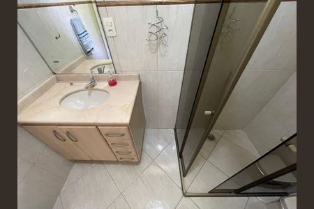 Casa à venda com 122m², 3 quartos e 2 vagas Casa à venda com 122m², 3 quartos e 2 vagasBanheiro 1