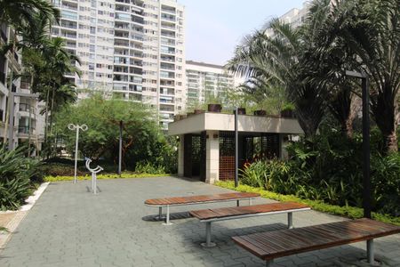 Apartamento para alugar com 69m², 2 quartos e 1 vagaÁrea comum