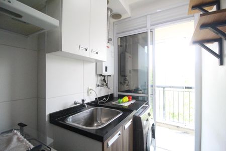 Apartamento para alugar com 69m², 2 quartos e 1 vagaÁrea de serviço