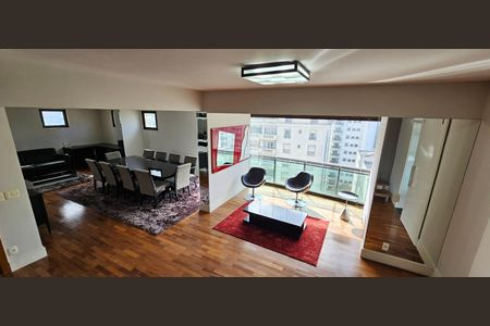 Apartamento para alugar com 270m², 3 quartos e 4 vagas