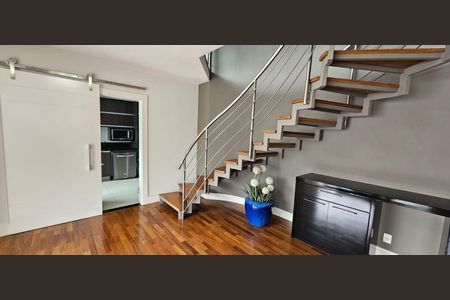 Apartamento para alugar com 270m², 3 quartos e 4 vagas