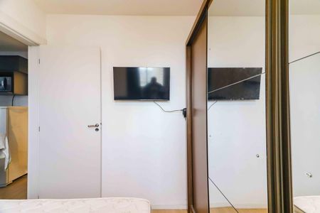 Quarto 1 de apartamento para alugar com 2 quartos, 40m² em Jardim Peri Peri, São Paulo