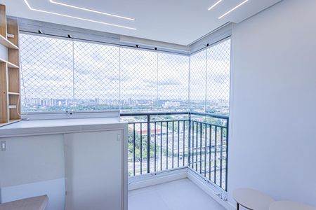 Varanda sala de apartamento para alugar com 3 quartos, 75m² em Parque Sao Domingos, São Paulo