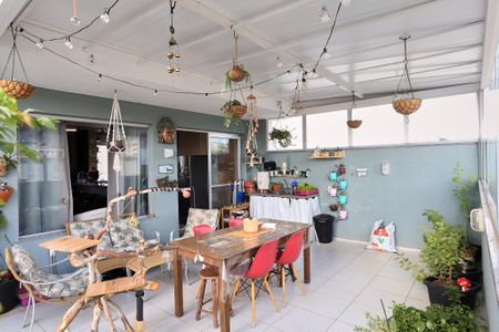 Apartamento à venda com 106m², 2 quartos e 2 vagasCobertura